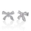 VA_DiamondEarrings_Oaklee1_1999
